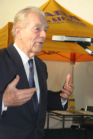 da2005in048.jpg